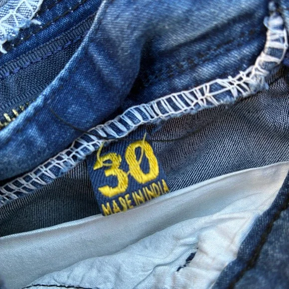 Vintage Y2K Fashion Wear Jeans 26x33 Denim Faded Slim Skinny Jeans Embroidered - Picture 10 of 10